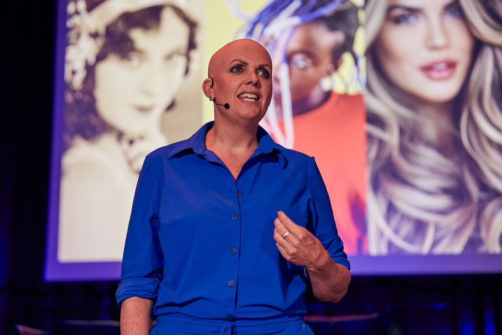 Helmi van Doorn - Wiedentiteit Alopecia identiteit keynote